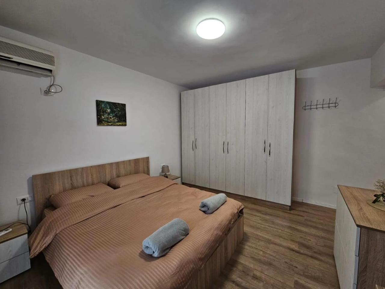 Alan Apartments 4 Myslym Shyri Tirana Buitenkant foto